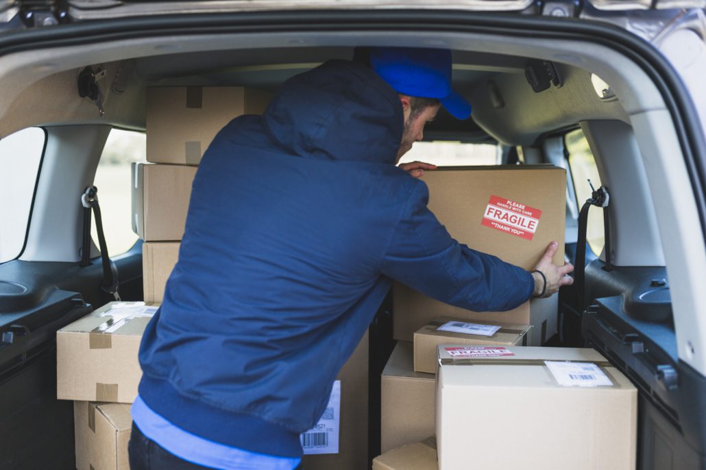 Empresa de mudanzas económicas con servicio de guardamuebles y transporte de mercancías en A Coruña